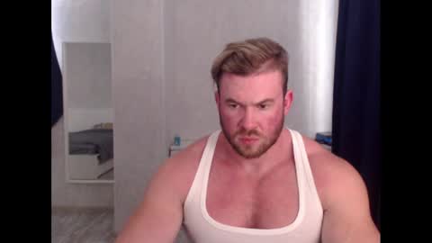 Snapshot of magicmax2017 chatting on December 19, 10:56 am magicmax2017 online show from December 19, 10:56 am