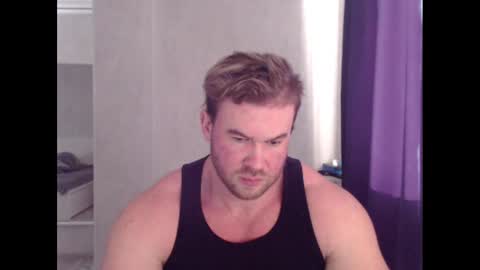 Snapshot of magicmax2017 chatting on January 11, 6:24 am magicmax2017 online show from January 11, 6:24 am