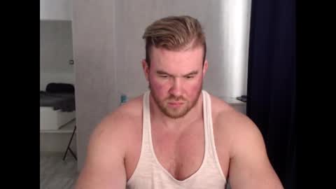 Snapshot of magicmax2017 chatting on March 6, 10:41 am magicmax2017 online show from March 6, 10:41 am