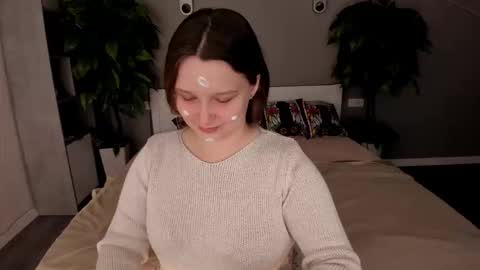 Snapshot of magicpeachhs chatting on September 25, 6:39 am Emily online show from September 25, 6:39 am