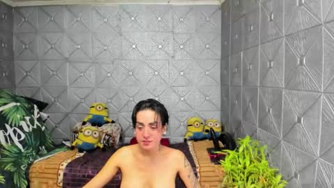 Snapshot of magicsaya chatting on September 30, 10:37 pm TsKaycee online show from September 30, 10:37 pm