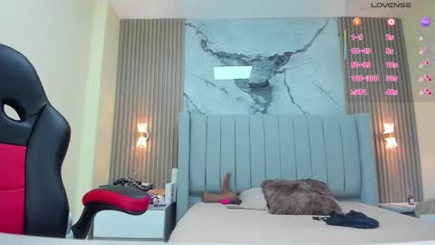 Snapshot of magievans1 chatting on November 1, 12:07 pm magievans1 online show from November 1, 12:07 pm