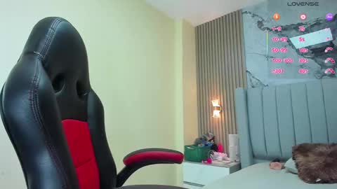 Snapshot of magievans1 chatting on November 16, 12:11 pm magievans1 online show from November 16, 12:11 pm