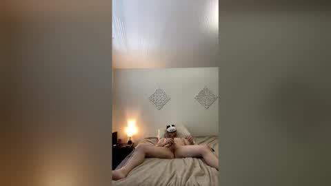 magikstick2 online show from May 4, 6:15 pm