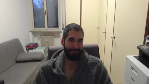 Snapshot of magistermat_ chatting on October 23, 5:40 am Magister online show from October 23, 5:40 am