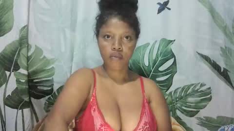 Snapshot of magniah chatting on January 13, 5:35 am magniah online show from January 13, 5:35 am