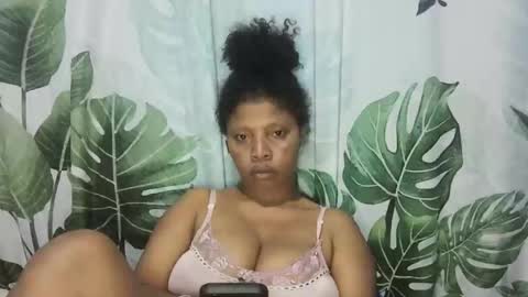 Snapshot of magniah chatting on January 16, 10:14 pm magniah online show from January 16, 10:14 pm