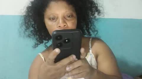 Snapshot of magniah chatting on February 14, 7:43 pm magniah online show from February 14, 7:43 pm