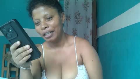 Snapshot of magniah chatting on February 21, 9:10 am magniah online show from February 21, 9:10 am