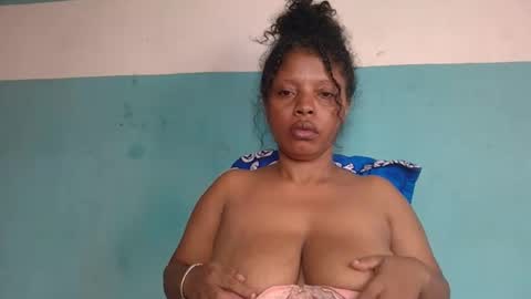 Snapshot of magniah chatting on March 4, 7:25 am magniah online show from March 4, 7:25 am