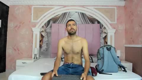 Snapshot of magnus_alejo chatting on September 16, 11:33 am Magnus Alejo online show from September 16, 11:33 am