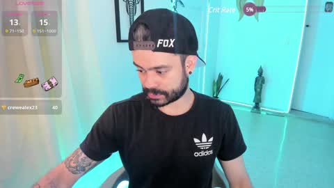 Snapshot of magnus_king chatting on January 23, 1:30 am online show from January 23, 1:30 am