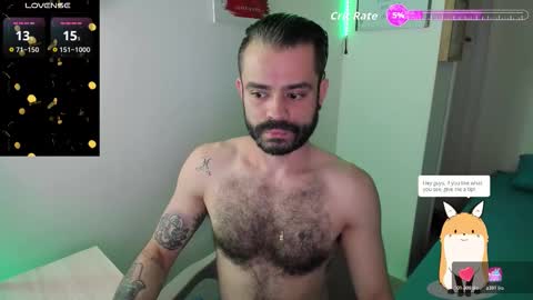 Snapshot of magnus_king chatting on November 15, 11:32 pm online show from November 15, 11:32 pm