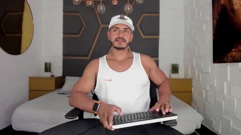 Magnusclark online show from September 15, 6:19 pm