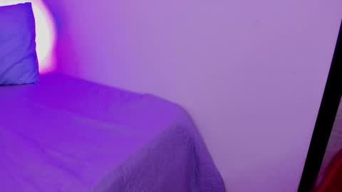 Mai online show from February 5, 7:51 pm