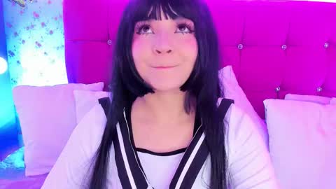 Mai online show from February 14, 8:05 pm