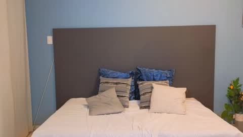 Maiaa Ruiz  online show from January 9, 6:26 pm