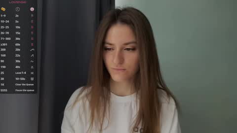 M I A online show from April 24, 9:23 am