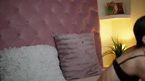  Maia  online show from September 26, 7:29 pm