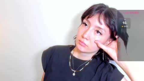 Snapshot of maibys_cute chatting on December 14, 3:56 am maibys online show from December 14, 3:56 am