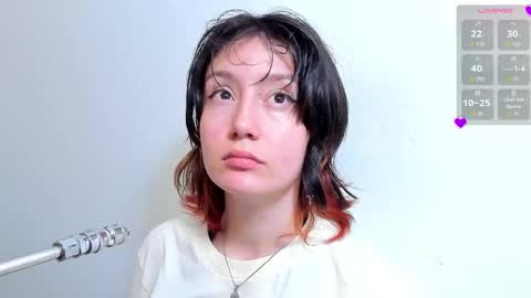 Snapshot of maibys_cute chatting on February 2, 3:27 am maibys online show from February 2, 3:27 am