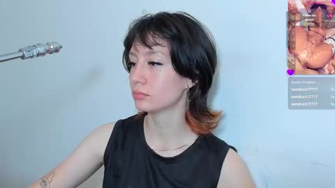 Snapshot of maibys_cute chatting on February 28, 4:13 am maibys online show from February 28, 4:13 am