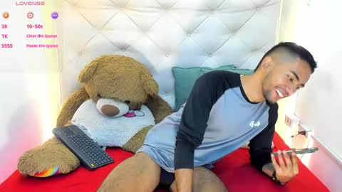 maicolparker0 online show from April 13, 12:54 pm