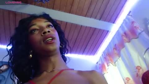 Bella Maidi online show from December 23, 4:39 pm