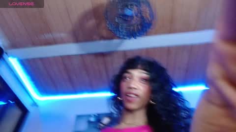 Bella Maidi online show from January 5, 1:47 pm