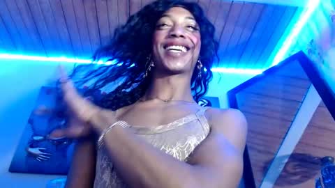 Bella Maidi online show from March 12, 11:33 pm