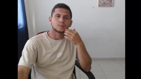 Snapshot of maik_135 chatting on September 11, 11:54 am maicol online show from September 11, 11:54 am