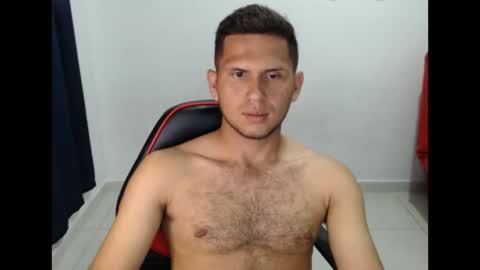 Snapshot of maik_135 chatting on October 16, 3:18 am maicol online show from October 16, 3:18 am