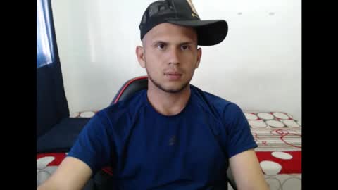 Snapshot of maik_135 chatting on October 19, 9:48 pm maicol online show from October 19, 9:48 pm