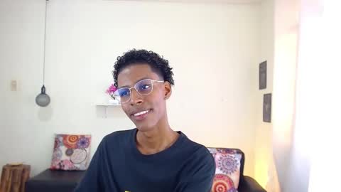 Snapshot of maiki18 chatting on March 7, 2:23 pm I am Maik online show from March 7, 2:23 pm