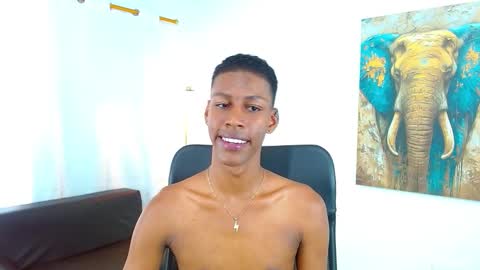 Snapshot of maiki18 chatting on November 26, 9:16 pm I am Maik online show from November 26, 9:16 pm