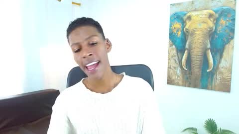 Snapshot of maiki18 chatting on December 15, 9:08 pm I am Maik online show from December 15, 9:08 pm