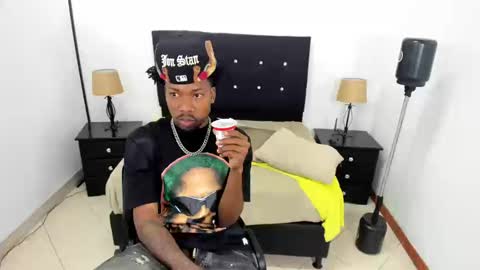 Snapshot of maikol_monstercock chatting on September 16, 4:13 am M A I K O L -- M O N S T E R C O C L online show from September 16, 4:13 am