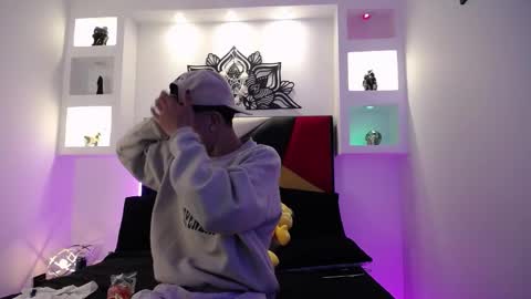 Snapshot of maiky_cooper chatting on February 26, 3:21 am Maiky Cooper online show from February 26, 3:21 am