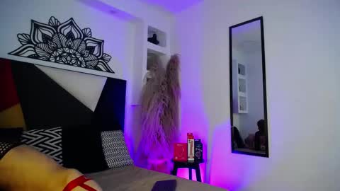 Maiky Cooper online show from November 30, 3:54 am