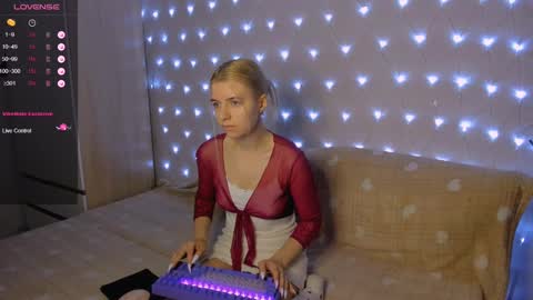 Your kitty online show from January 23, 2:44 am