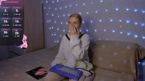 Your kitty online show from January 12, 3:39 pm