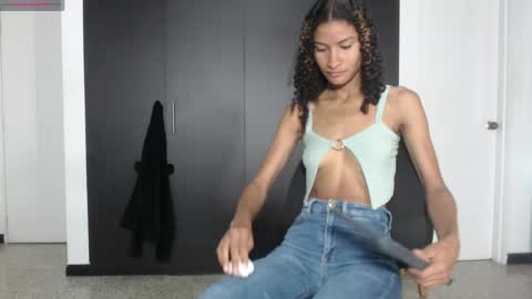 mailyn_gold online show from June 6, 12:10 pm