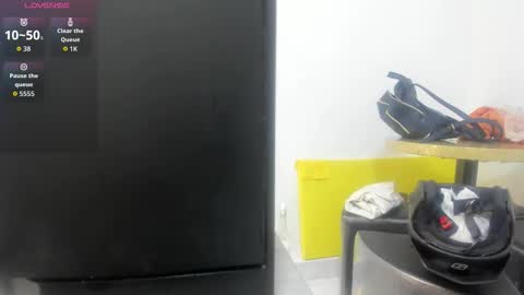 Snapshot of majo_baby chatting on October 29, 2:58 am majo_baby online show from October 29, 2:58 am