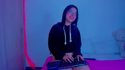 majito online show from February 12, 11:41 pm