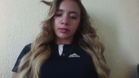 majo_gomezz online show from February 9, 9:52 pm