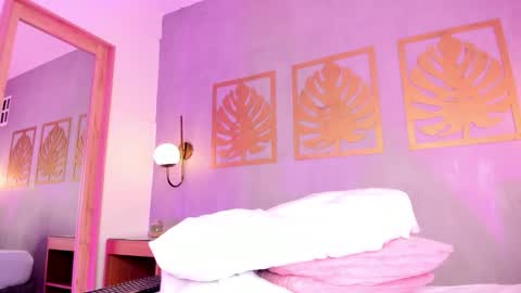 MAJO ROSE  online show from January 31, 7:11 pm