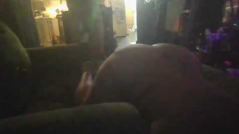 Snapshot of make_me_cum_69x chatting on December 19, 7:59 am make_me_cum_69x online show from December 19, 7:59 am