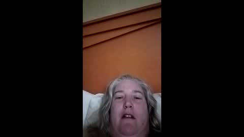 makemesmilef online show from April 20, 3:42 am