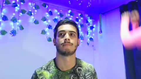 Snapshot of makenzy_darly chatting on January 10, 1:32 am Makenzy darly online show from January 10, 1:32 am