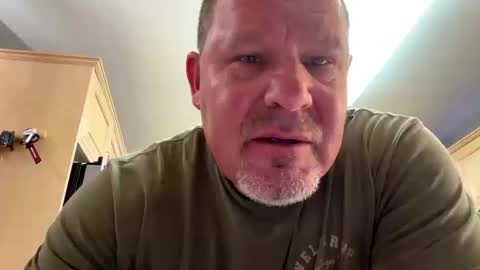 Snapshot of makeyousquirt1969 chatting on October 16, 7:04 pm makeyousquirt1969 online show from October 16, 7:04 pm